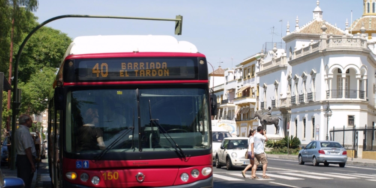 Tussam transporta a más de 48 millones de viajeros en el primer semestre