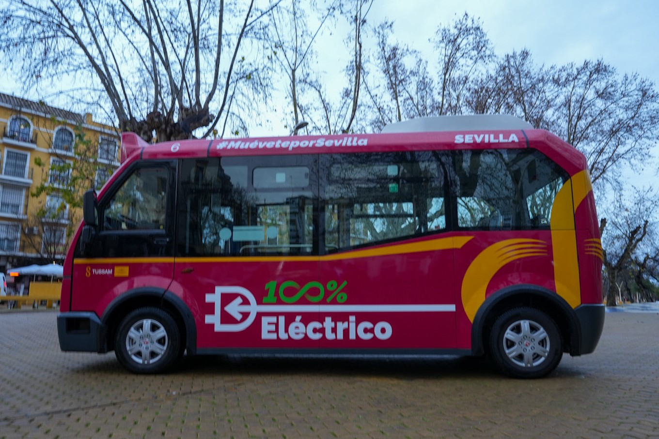 Tussam incorpora nuevos microbuses 100% eléctricos a la línea C5