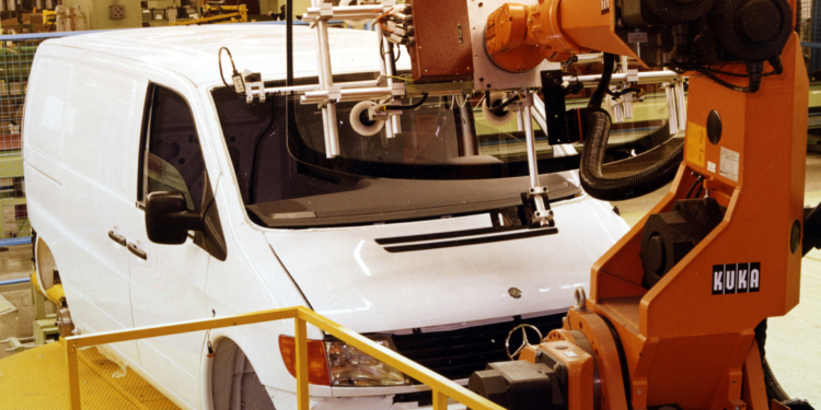 Orejón (CEO Mercedes Vans): ‘El eléctrico no cubre toda la distribución’