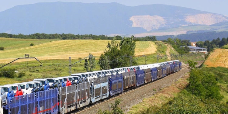 Transfesa Logistics ayuda a Volkswagen Navarra a reducir su huella