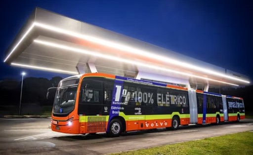 Volvo da inicio a la producción de sus nuevos autobuses de 28 metros