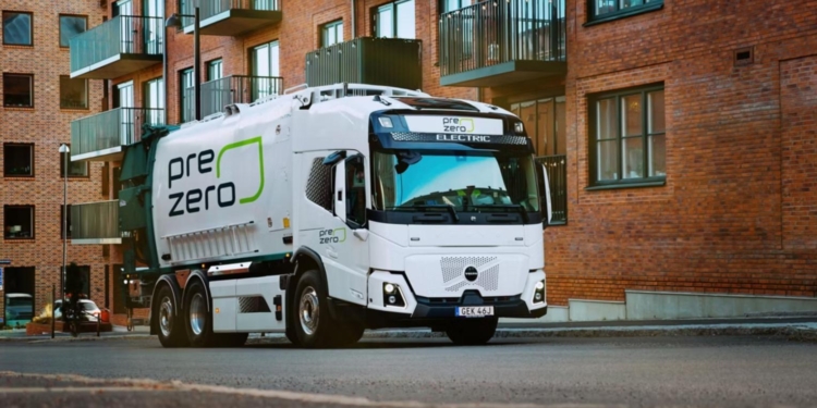 PreZero adquiere 35 nuevos camiones eléctricos de Volvo en Suecia
