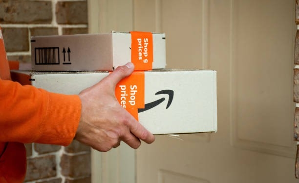 ¿Qué es la tasa ‘Amazon’ y por qué no beneficia del todo al comercio de proximidad?